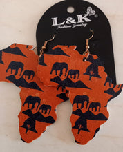 Load image into Gallery viewer, Map of Africa earrings